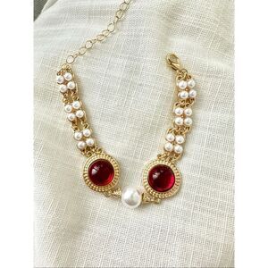 Ruby royal style bracelet with pearl detail